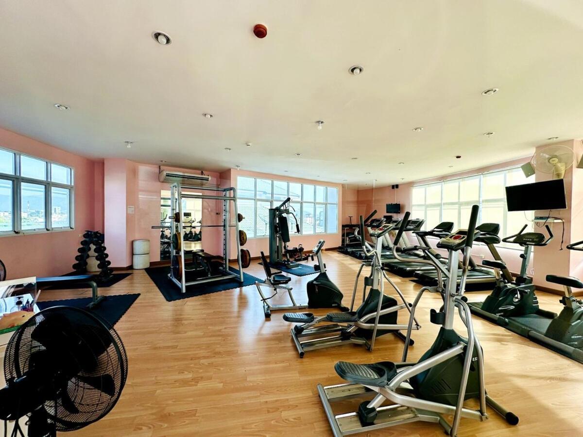 Wisdom Burg Bangsaen, Pool, Gym Aparthotel Ban Rong Khoei Eksteriør bilde